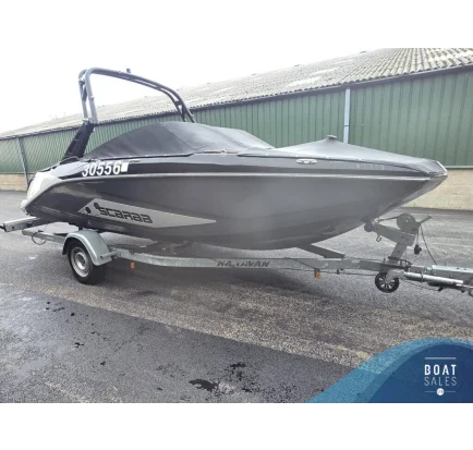 Used Motorboat Scarab 195