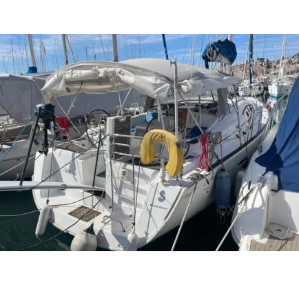 Used Sailboat xboat media