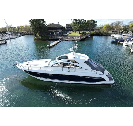 Bateau à moteurs d'occasion Fairline Targa 47