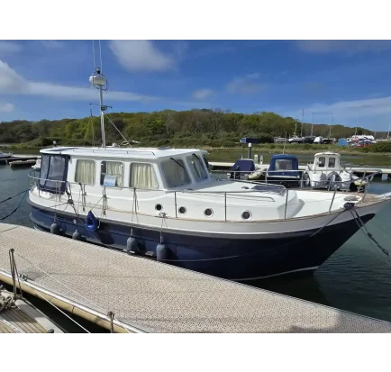 Bateau à moteurs d'occasion Kent 33