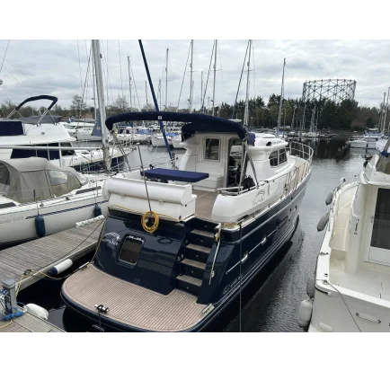 Bateau à moteurs d'occasion Elling E4