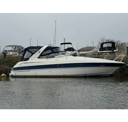 Bateau à moteurs d'occasion Bavaria 32 SPORT