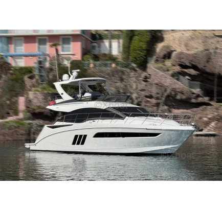 Bateau à moteurs d'occasion SEA RAY 510 FLYBRIDGE