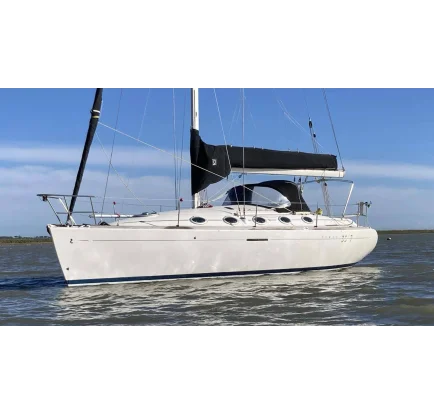 Used Sailboat Beneteau First 35