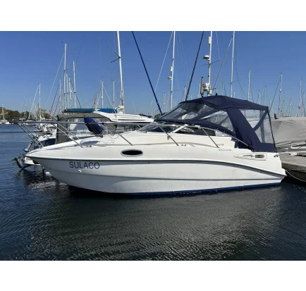 Used Motorboat Sealine S23