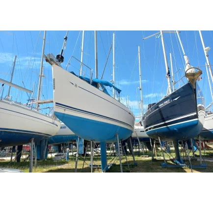 Used Sailboat Dufour 40