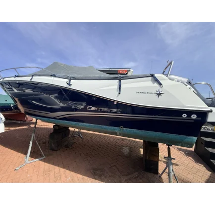 Bateau à moteurs d'occasion Jeanneau Cap Camarat 6.5 WA S3