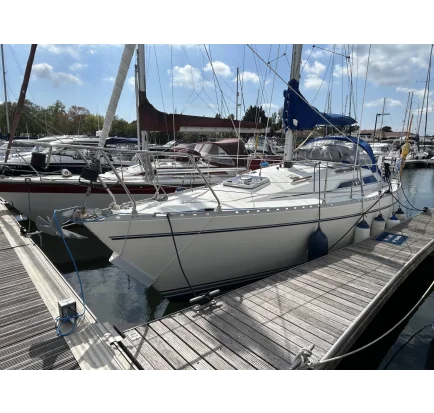 Used Sailboat Moody 31