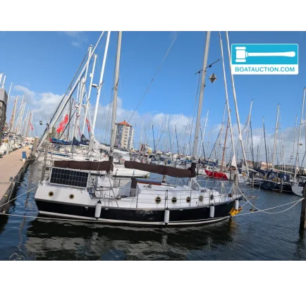 Used Sailboat Vanguard AK3