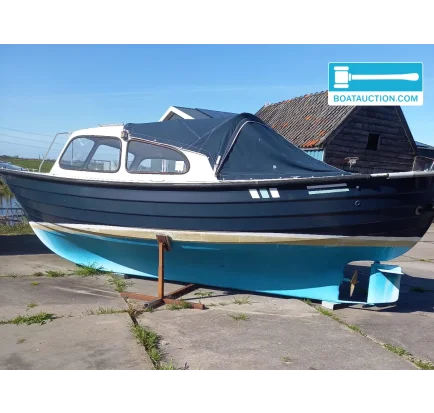 Used Motorboat Saga 600