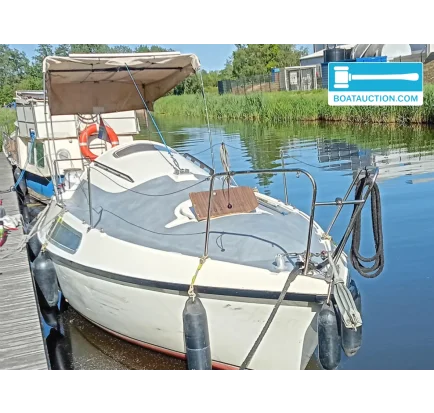 Used Motorboat Marine Cox 750