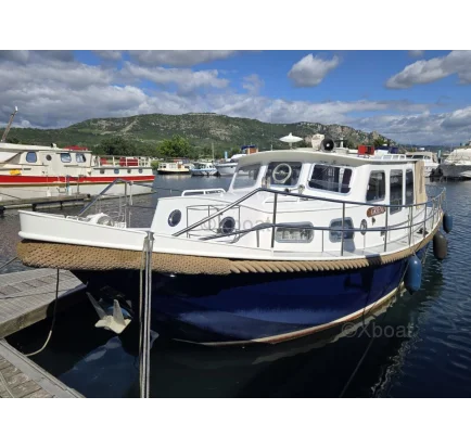 Used Motorboat for sale - à vendre d'occasion