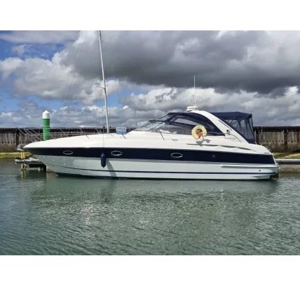 Used Motorboat Bavaria Sport 35