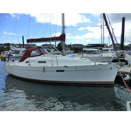 Voilier d'occasion Beneteau Oceanis 281 Clipper