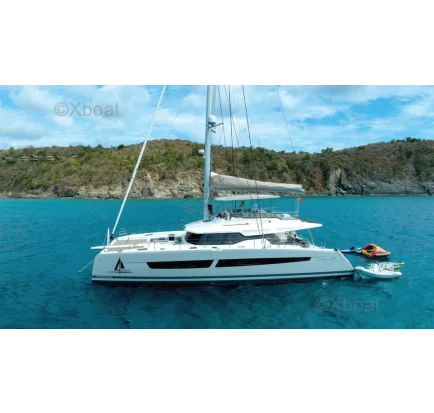 Voilier d'occasion A vendre d occasion. For sale.