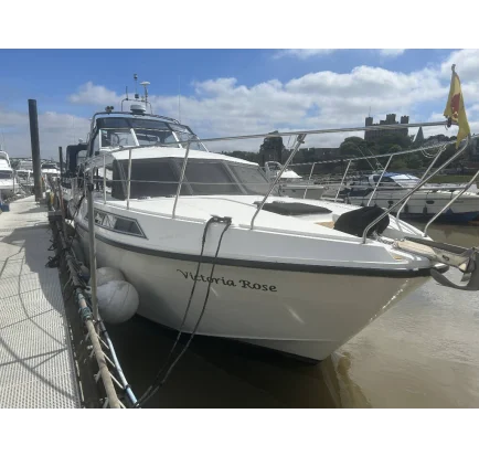 Motorboat used Broom 40 Monarch