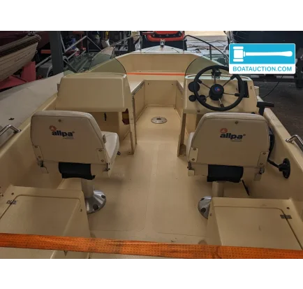 Used Motorboat Nicky 420