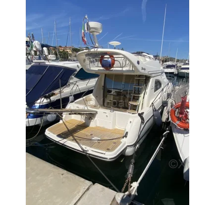 Used Motorboat xboat media