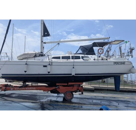 Sailboat used Hunter 39