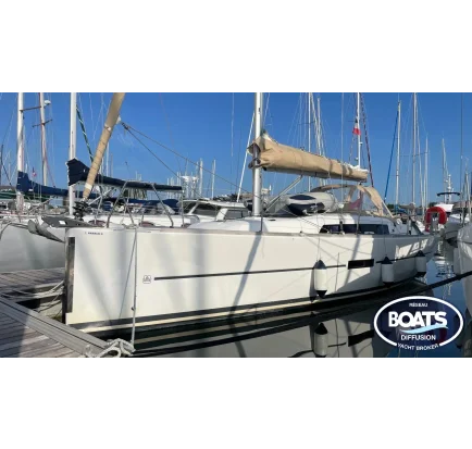 Used Sailboat Dufour  310 GRAND LARGE