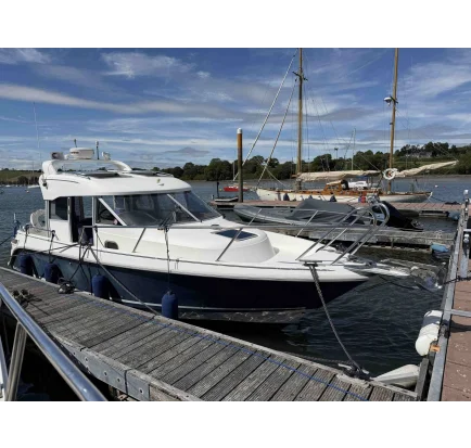 Motorboat used Aquador 28 C