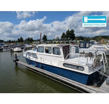Used Motorboat Cupido cruiser 900