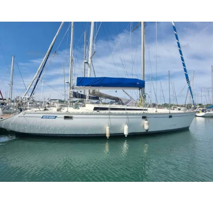 Voilier d'occasion A vendre d occasion. For sale. Se vende. 