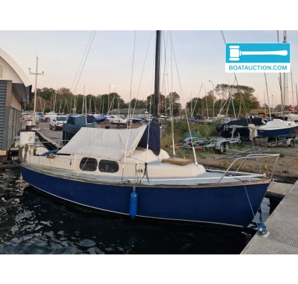 Sailboat used Compromis 720