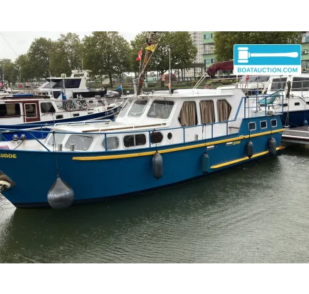 Motorboat used De Alm Kruiser