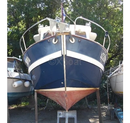 Bateau à moteurs d'occasion xboat media