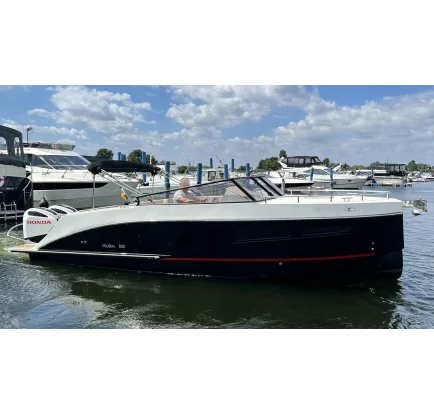 Used Motorboat L-000224_001-1785773882045.jpg