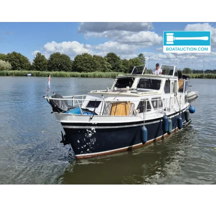 Bateau à moteurs d'occasion Cascaruda 1050