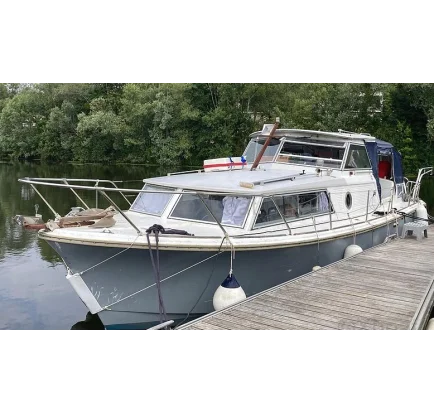 Used Motorboat xboat media