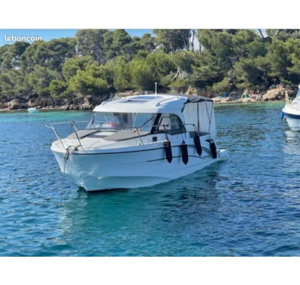 Used Motorboat xboat media