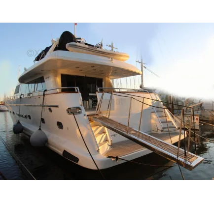 Used Motorboat xboat media