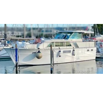 Used Motorboat HATTERAS 43 DC