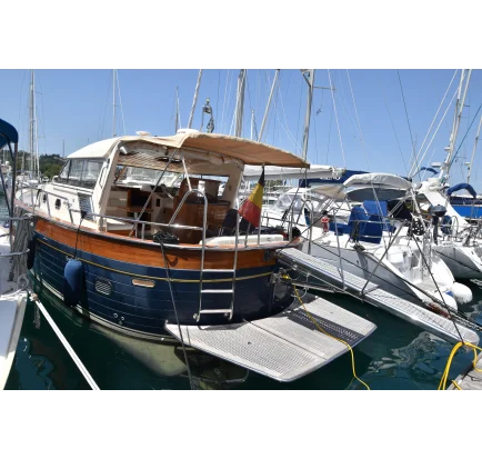 Used Motorboat Apreamare 12 CABINATO