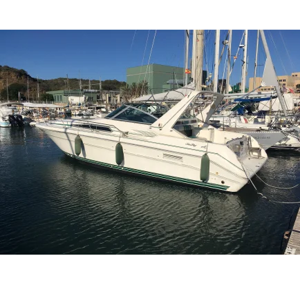 Used Motorboat Sea Ray 330 Sundancer
