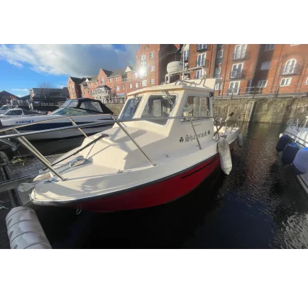 Used Motorboat Striker 20