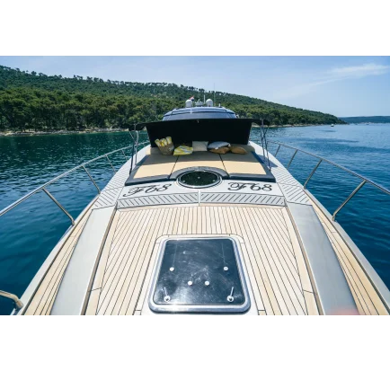 Used Motorboat Fashion 68