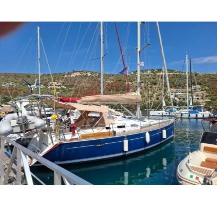 Used Sailboat Beneteau Oceanis 393